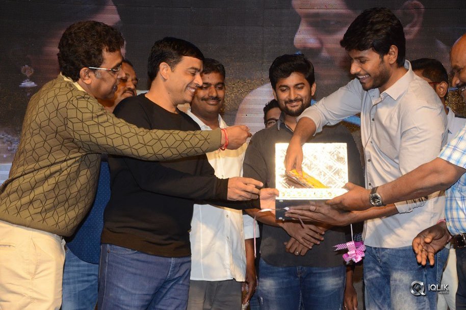 Nanna-Nenu-Naa-Boyfriends-Movie-Audio-Launch